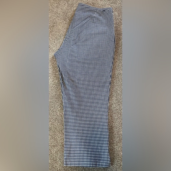 Tommy Jeans blue and white check crops, size 13 (Junior’s), size 10 (women’s) - Picture 5 of 7